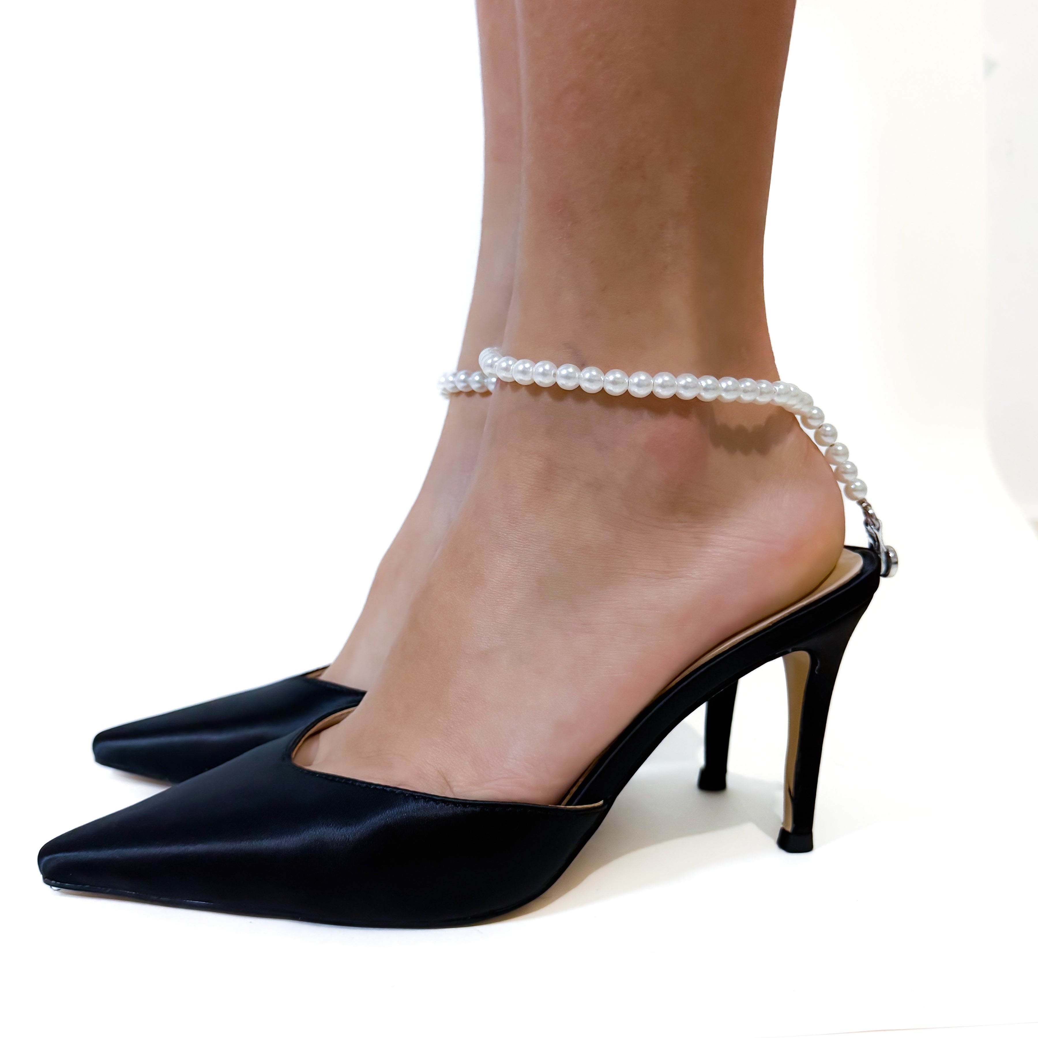 High Heels Fortaleza — Black Satin | Pearls & Diamonds