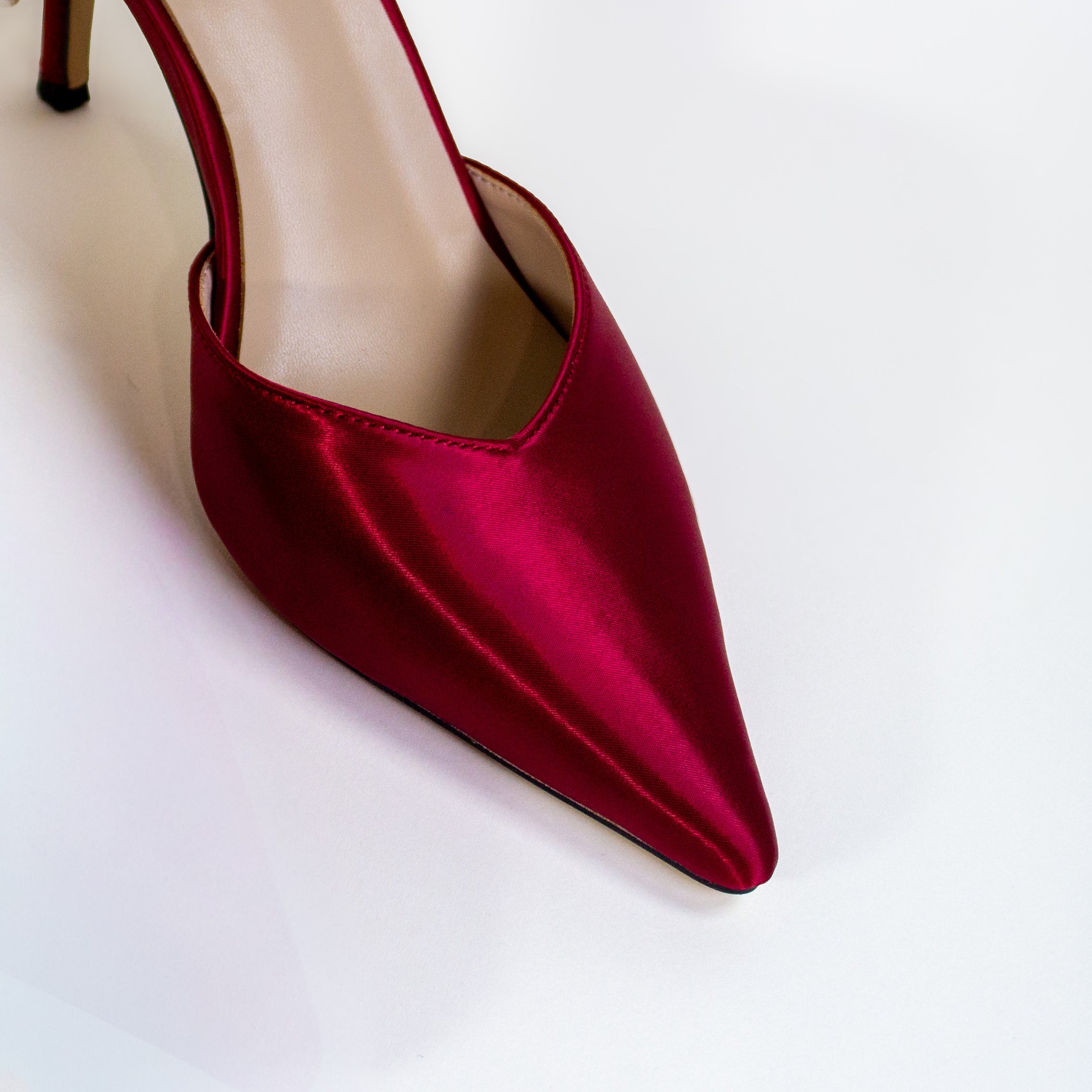 High Heels Maga — Wine Satin | Pearls & Diamonds