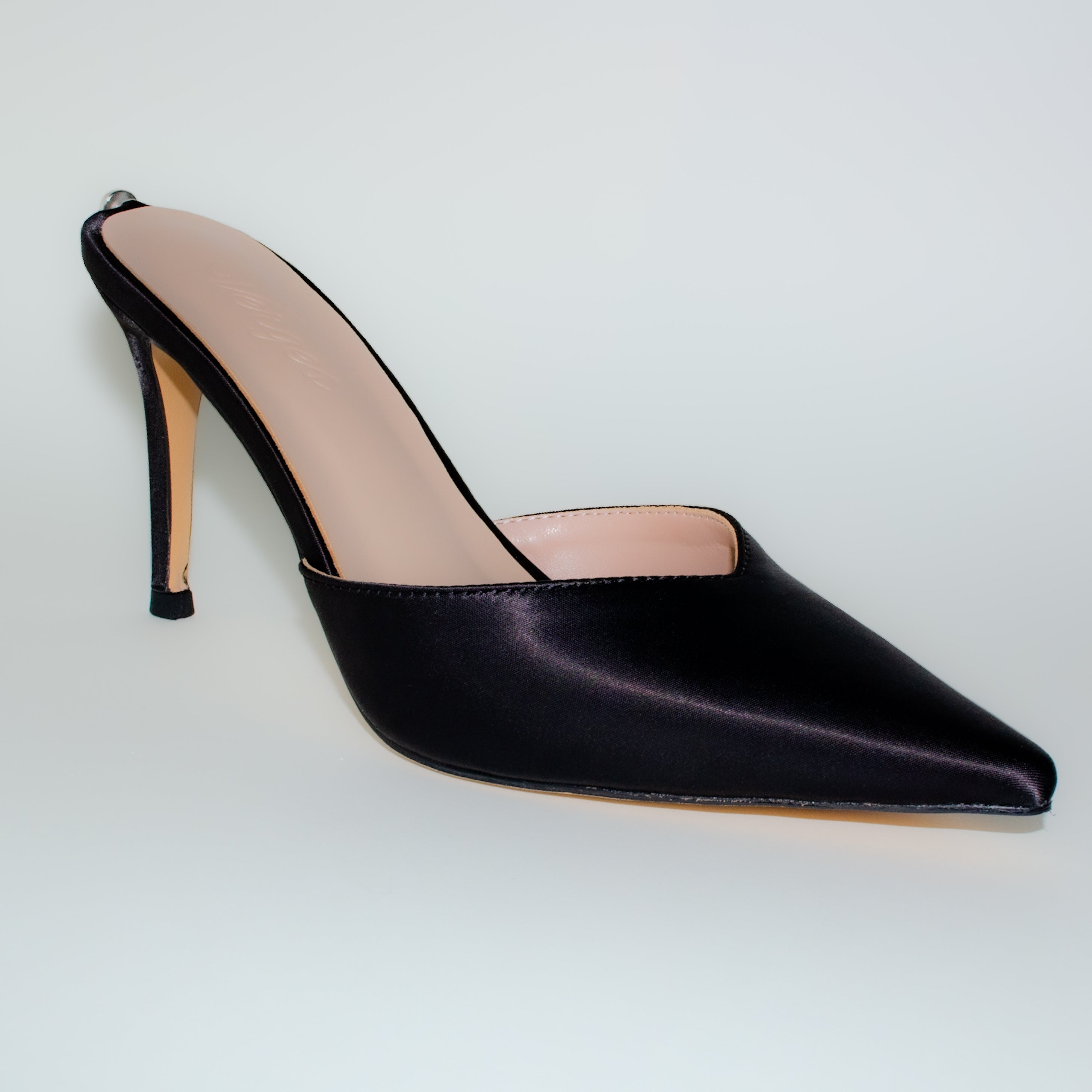 High Heels Fortaleza — Black Satin | Pearls & Diamonds